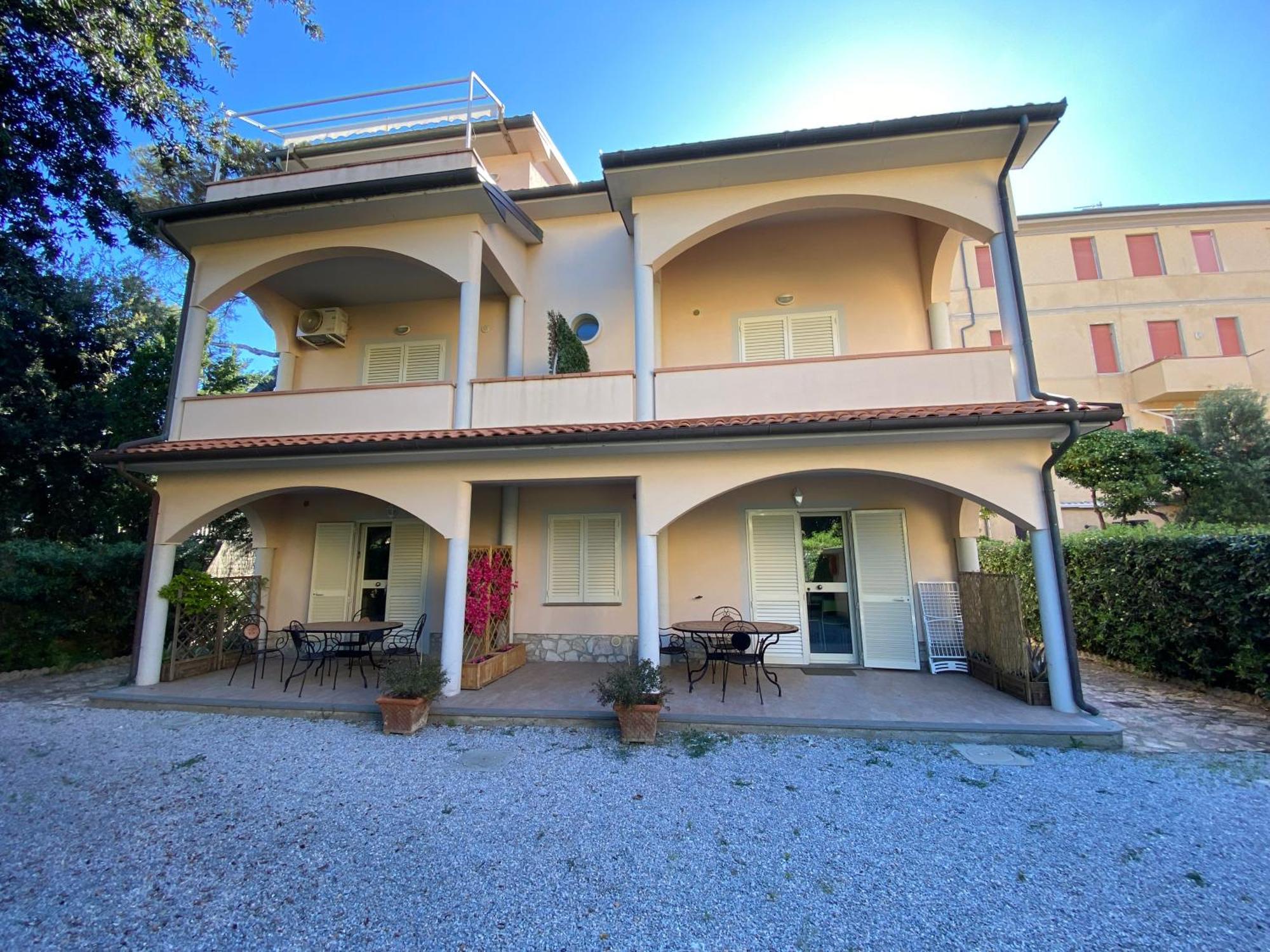 Villa Il Boschetto San Vincenzo Exteriör bild